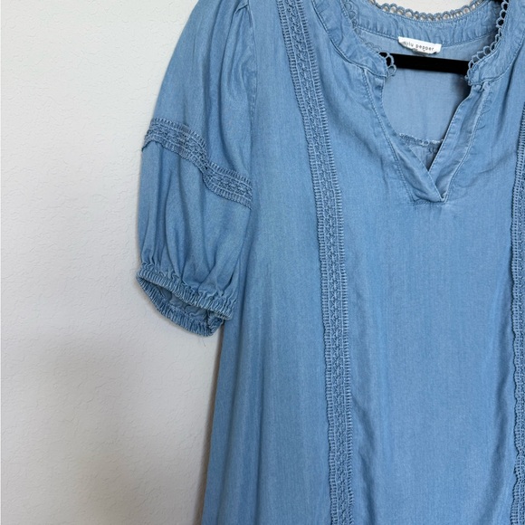 Blu Pepper Blouse - Picture 3 of 7